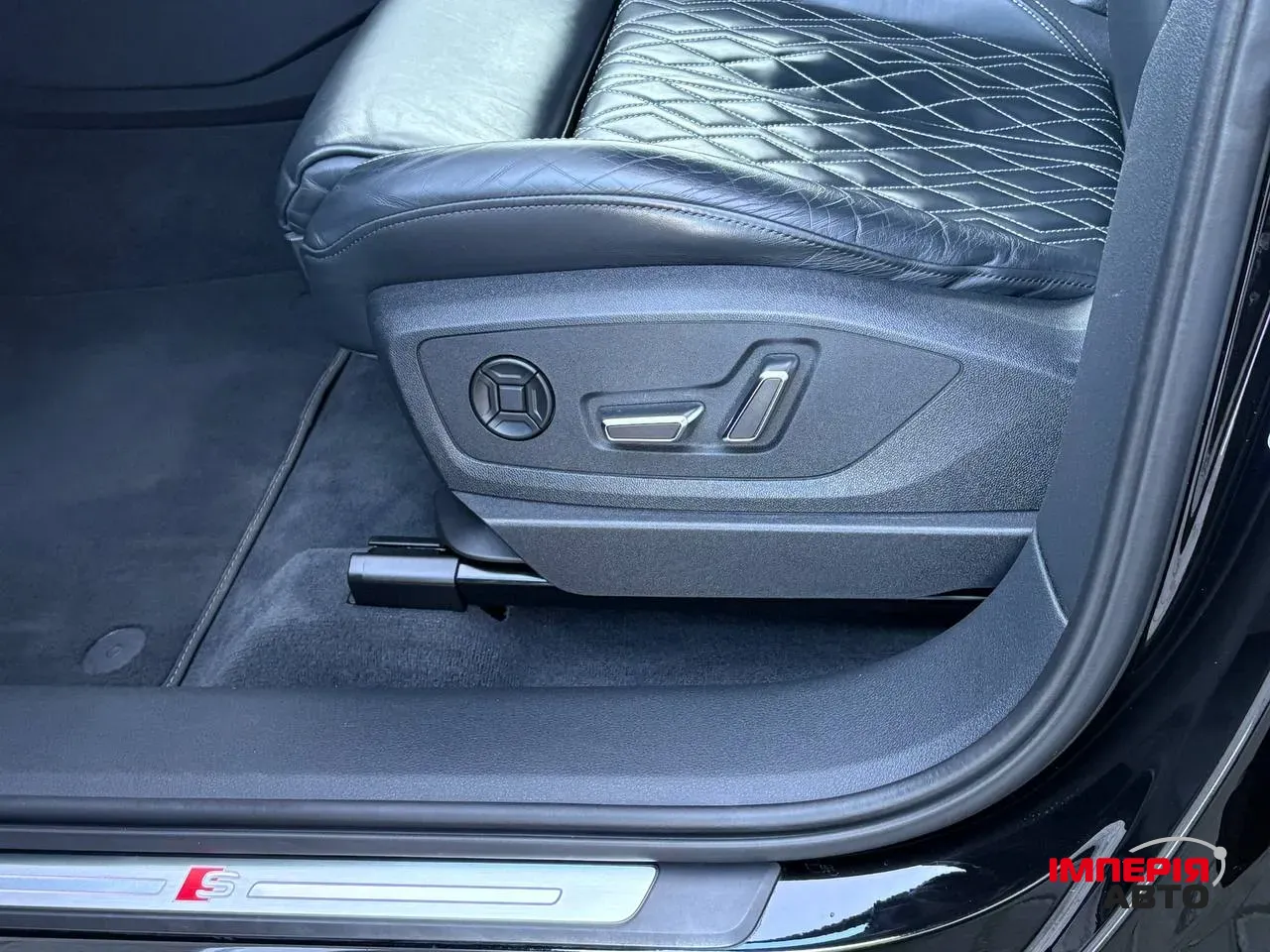 Audi e-tron S - фото 74
