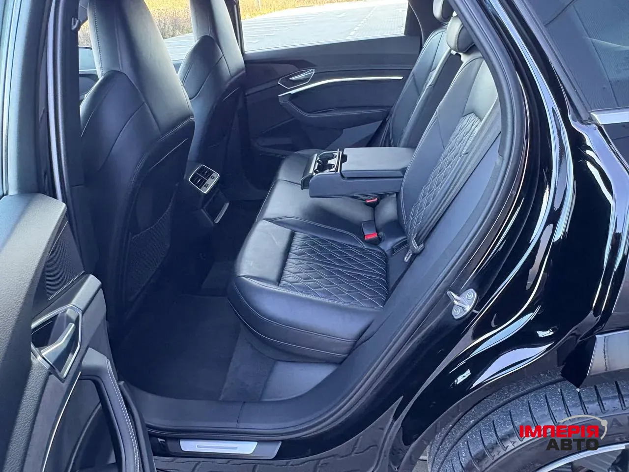 Audi e-tron S - фото 58