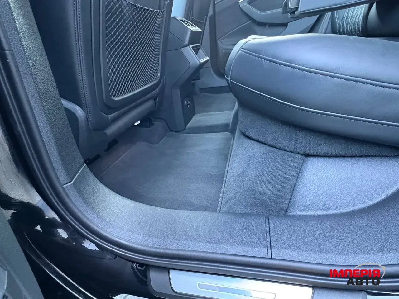 Audi e-tron S - фото 55