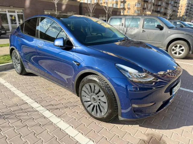 Tesla Model Y - фото 5