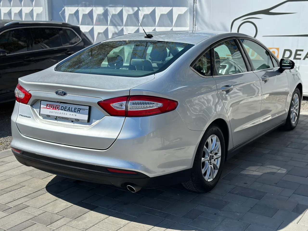 Ford Fusion USA - фото 11