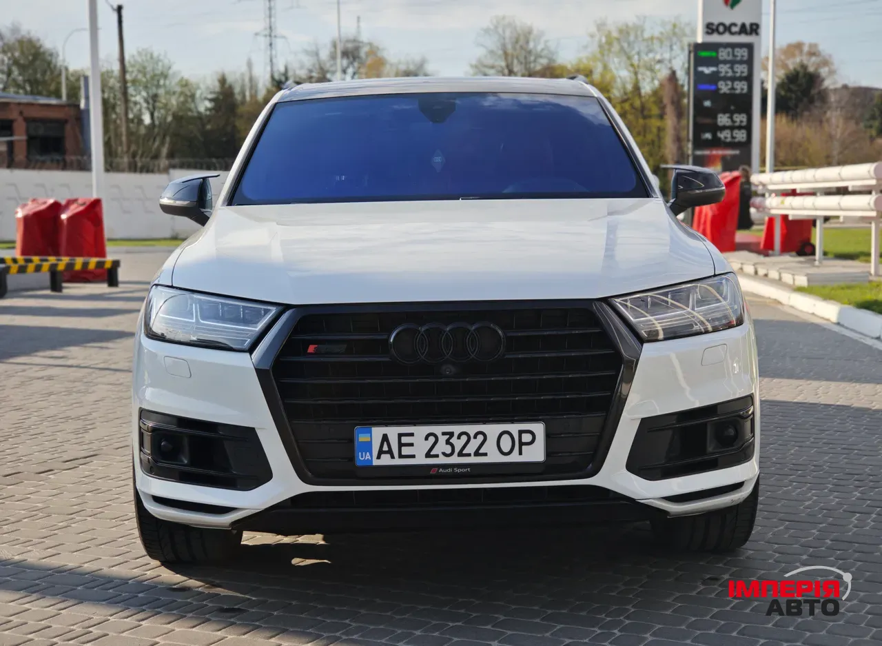 Audi Q7 - фото 2