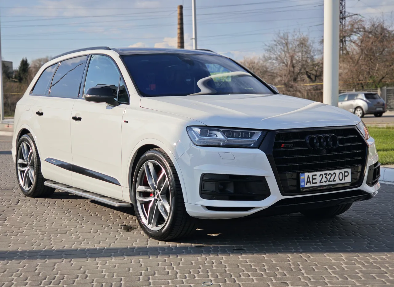Audi Q7 - фото 4