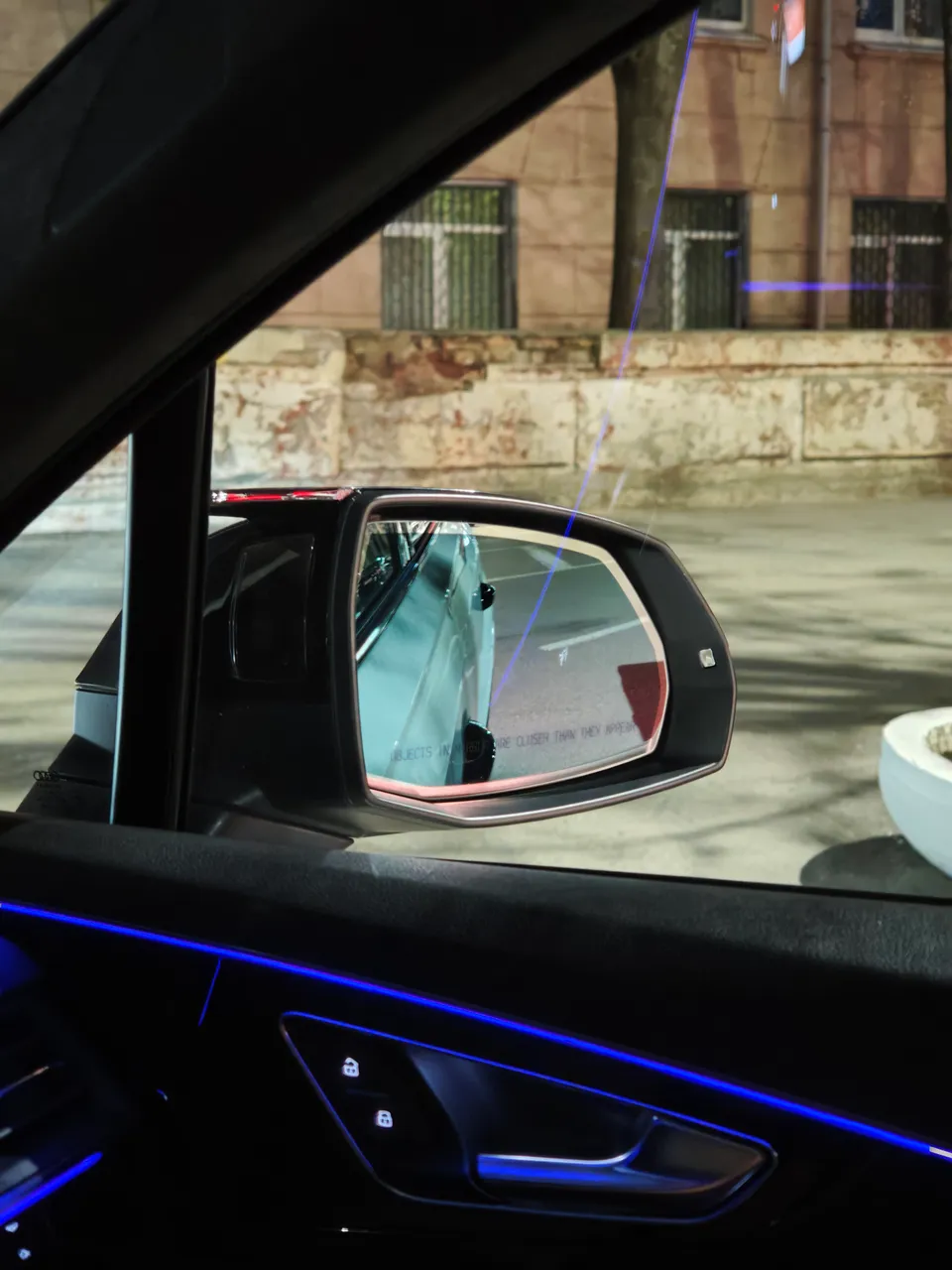 Audi Q7 - фото 45