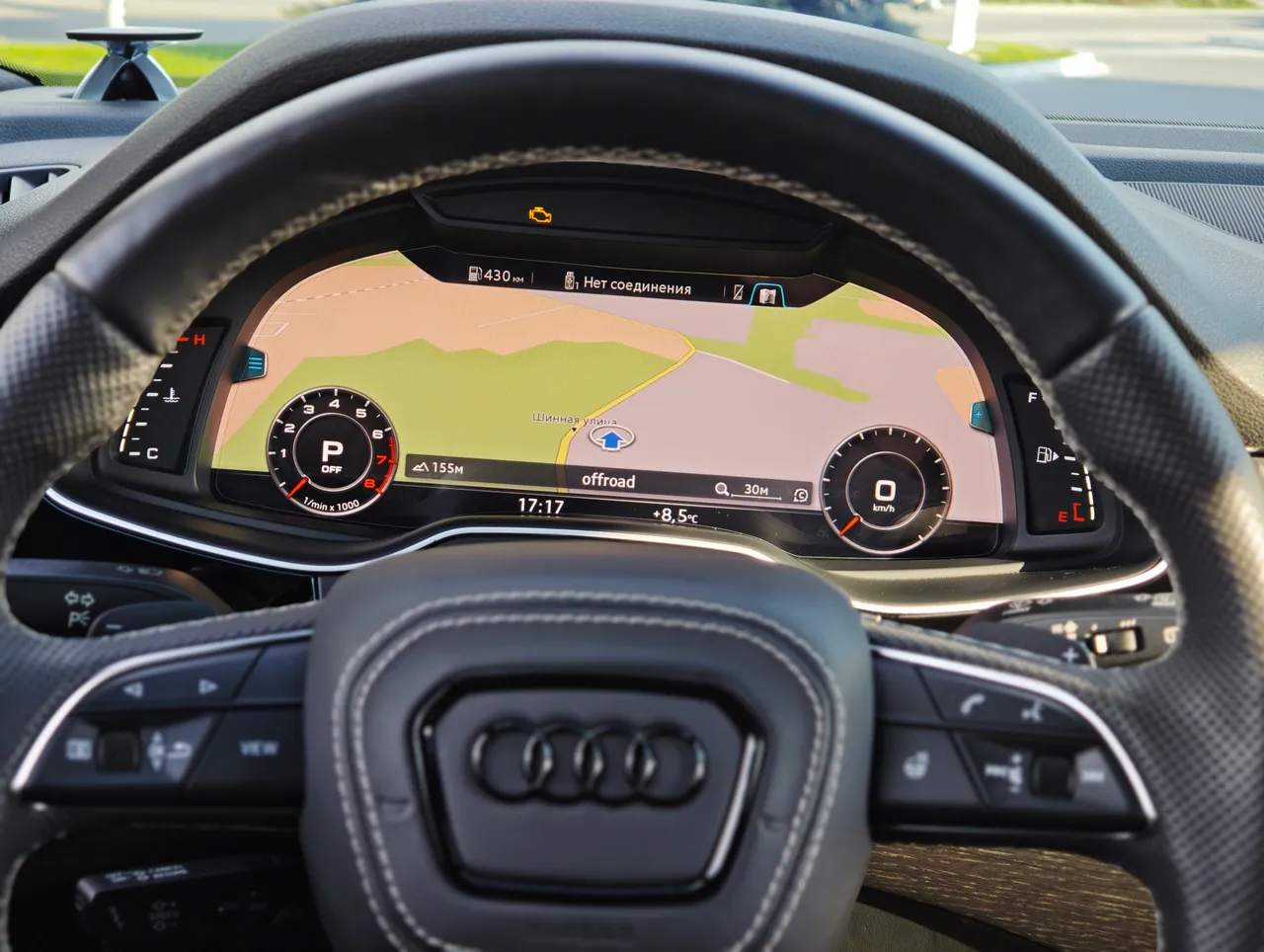 Audi Q7 - фото 35