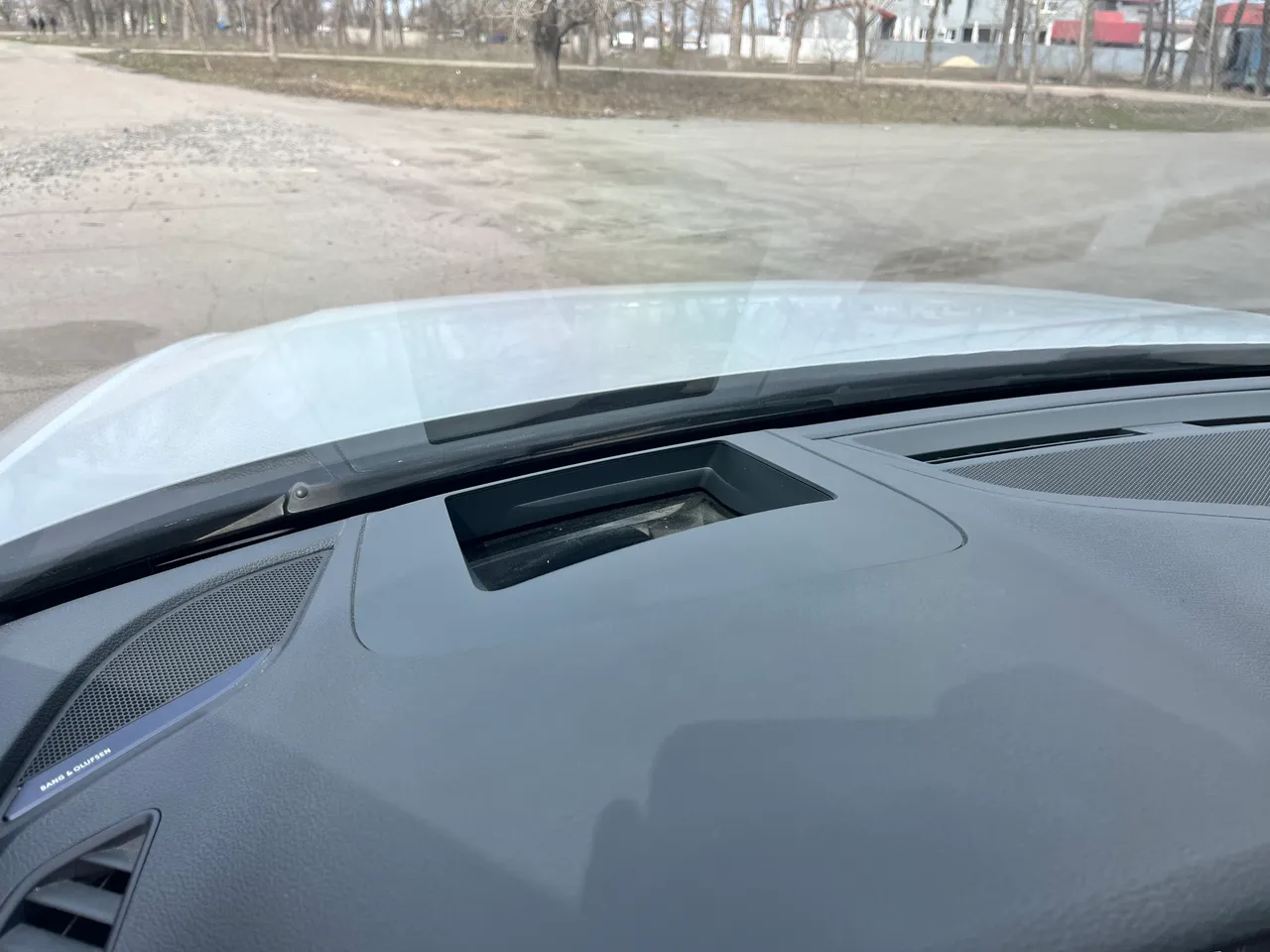 Audi A4 - фото 4