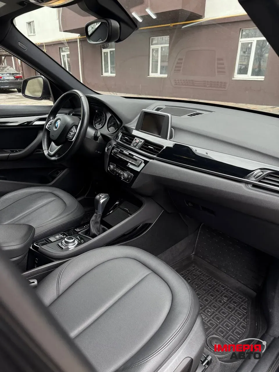 BMW X1 - фото 10