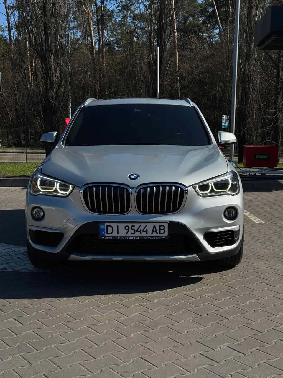 BMW X1 - фото 2