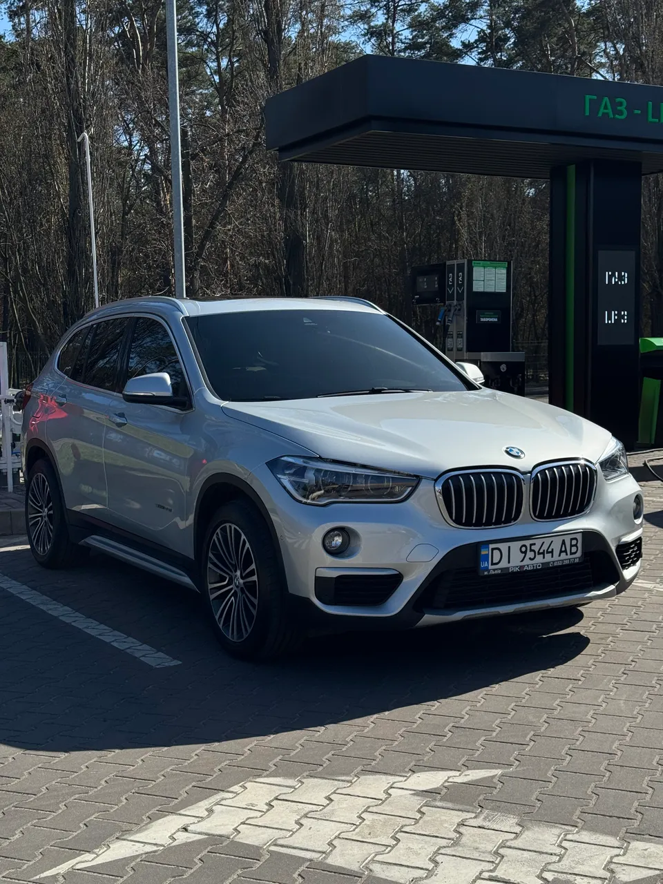 BMW X1 - фото 10