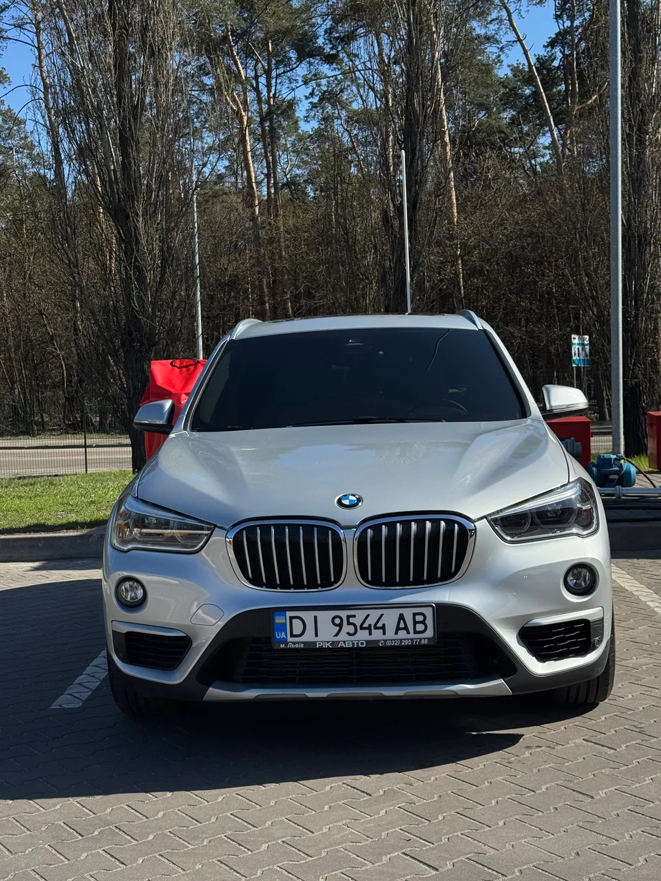 BMW X1 - фото 11