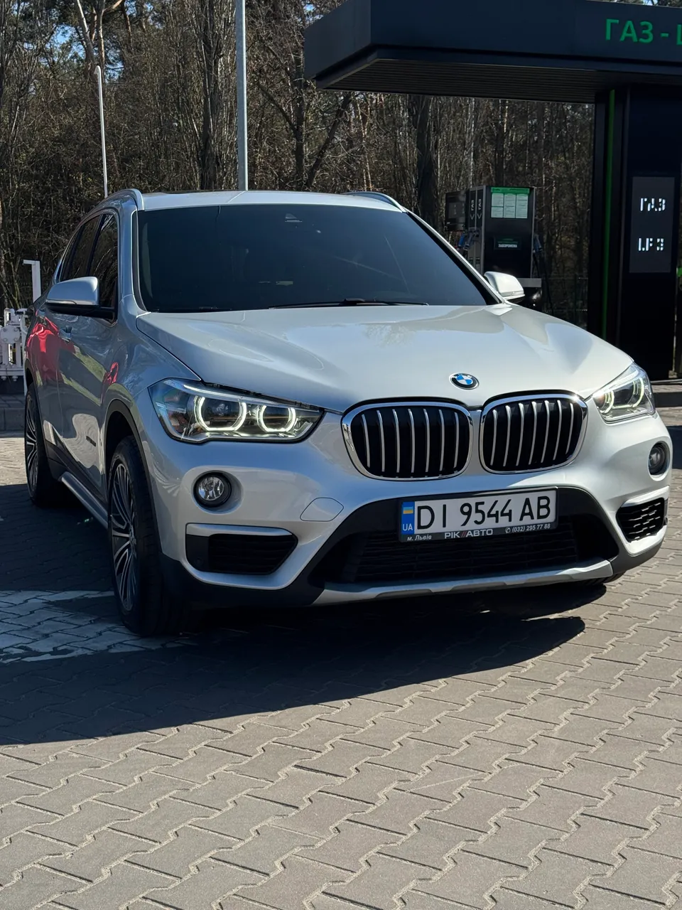 BMW X1 - фото 3