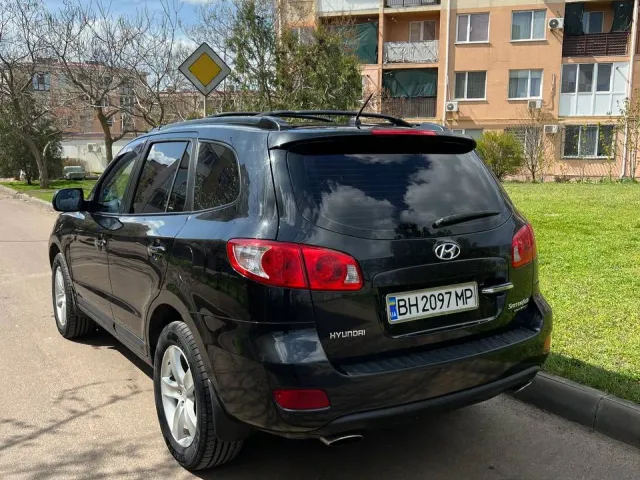 Hyundai Santa Fe - фото 2