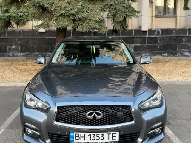 Infiniti Q50 - фото 1