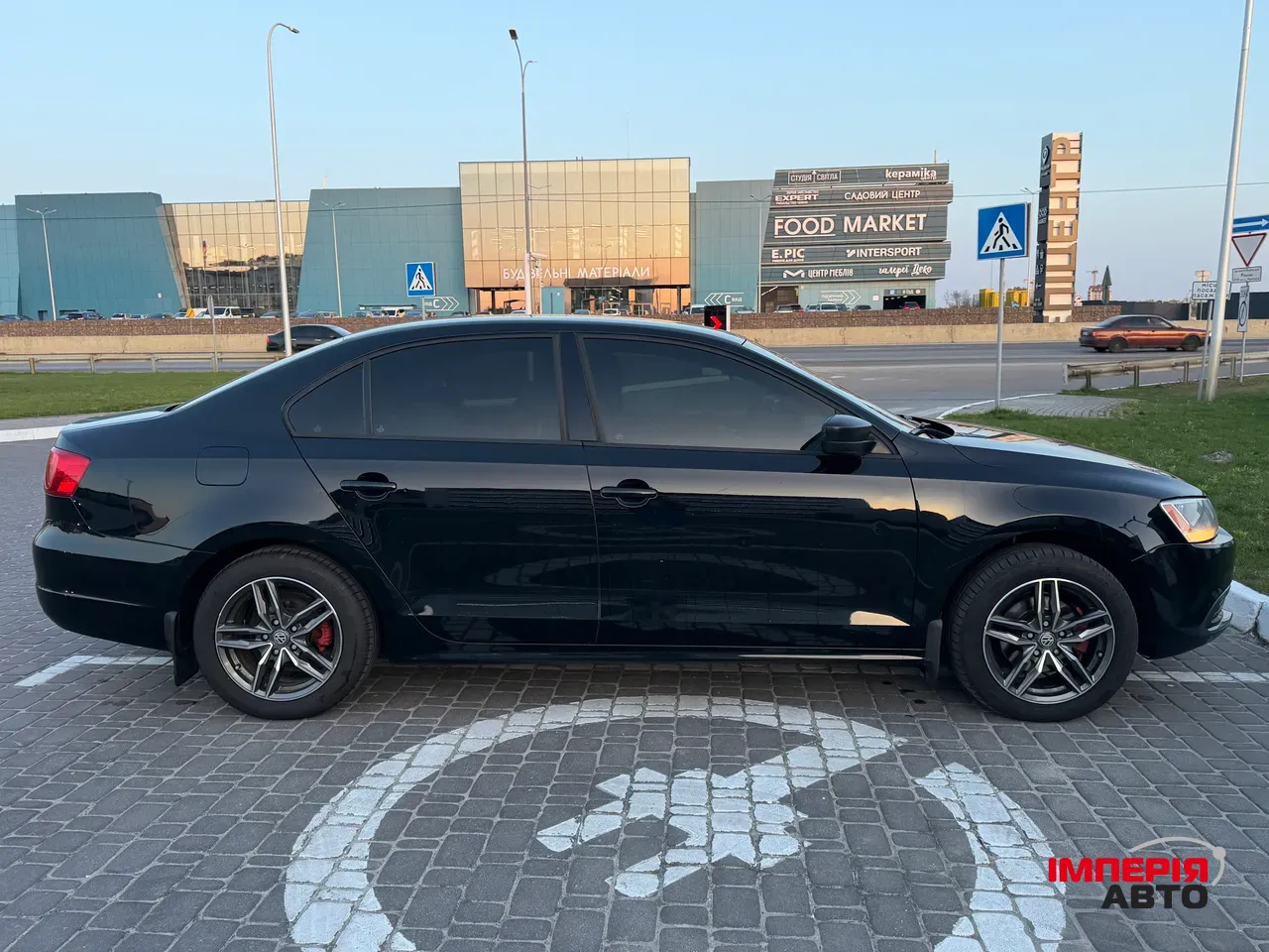 Volkswagen Jetta - фото 3