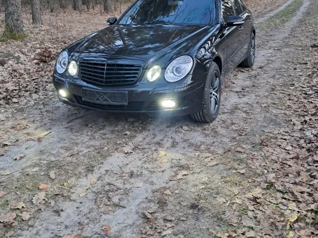 Mercedes-Benz E-Класс - фото 4