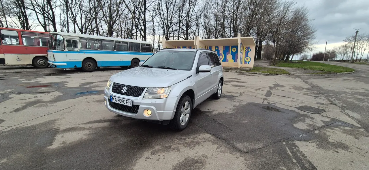 Suzuki Grand Vitara - фото 2