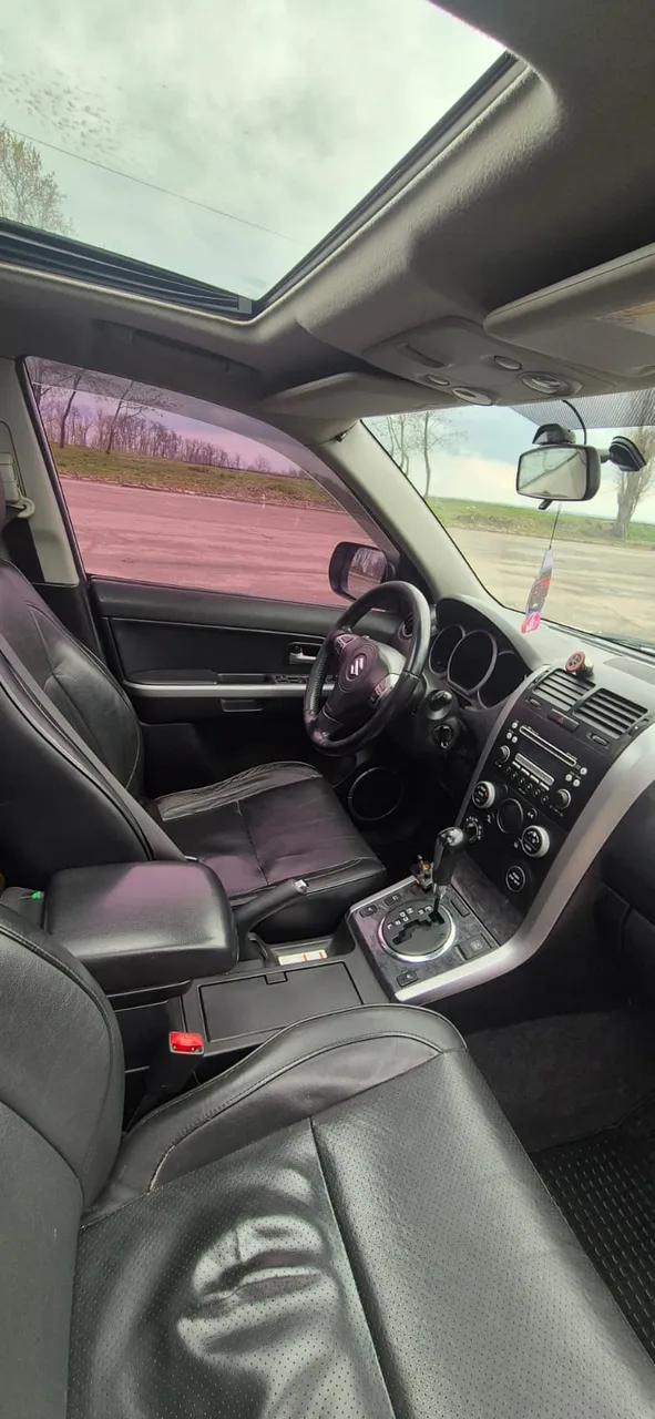 Suzuki Grand Vitara - фото 12