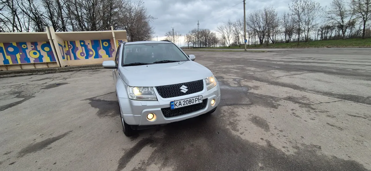 Suzuki Grand Vitara - фото 1