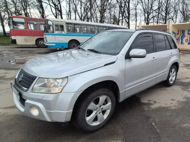 Suzuki Grand Vitara - фото 3