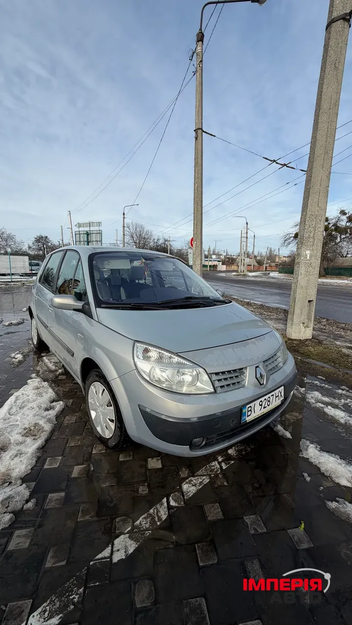 Renault Megane - фото 2