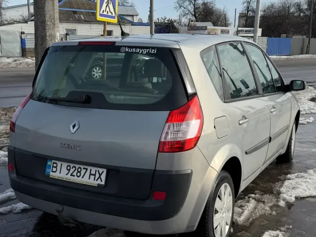 Renault Megane - фото 3