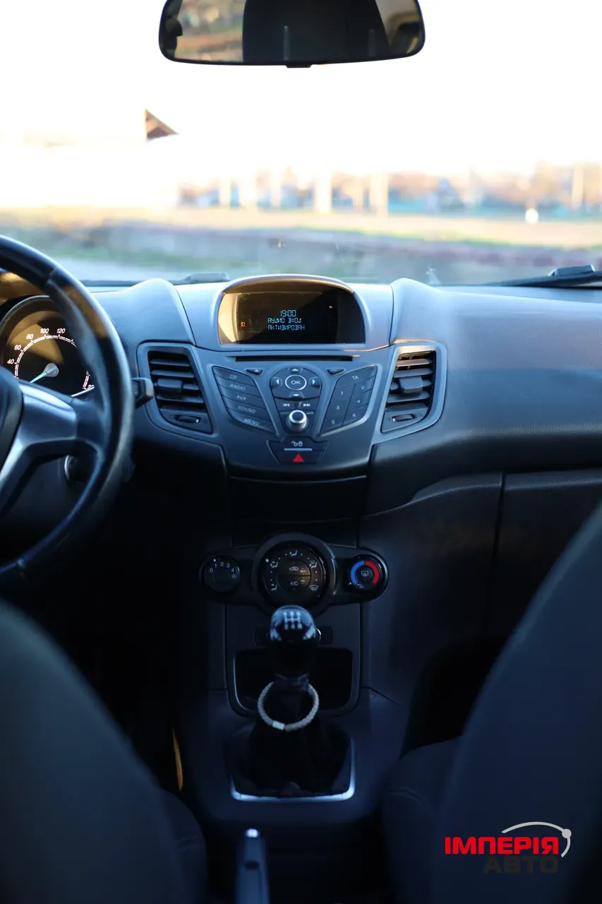 Ford Fiesta - фото 4
