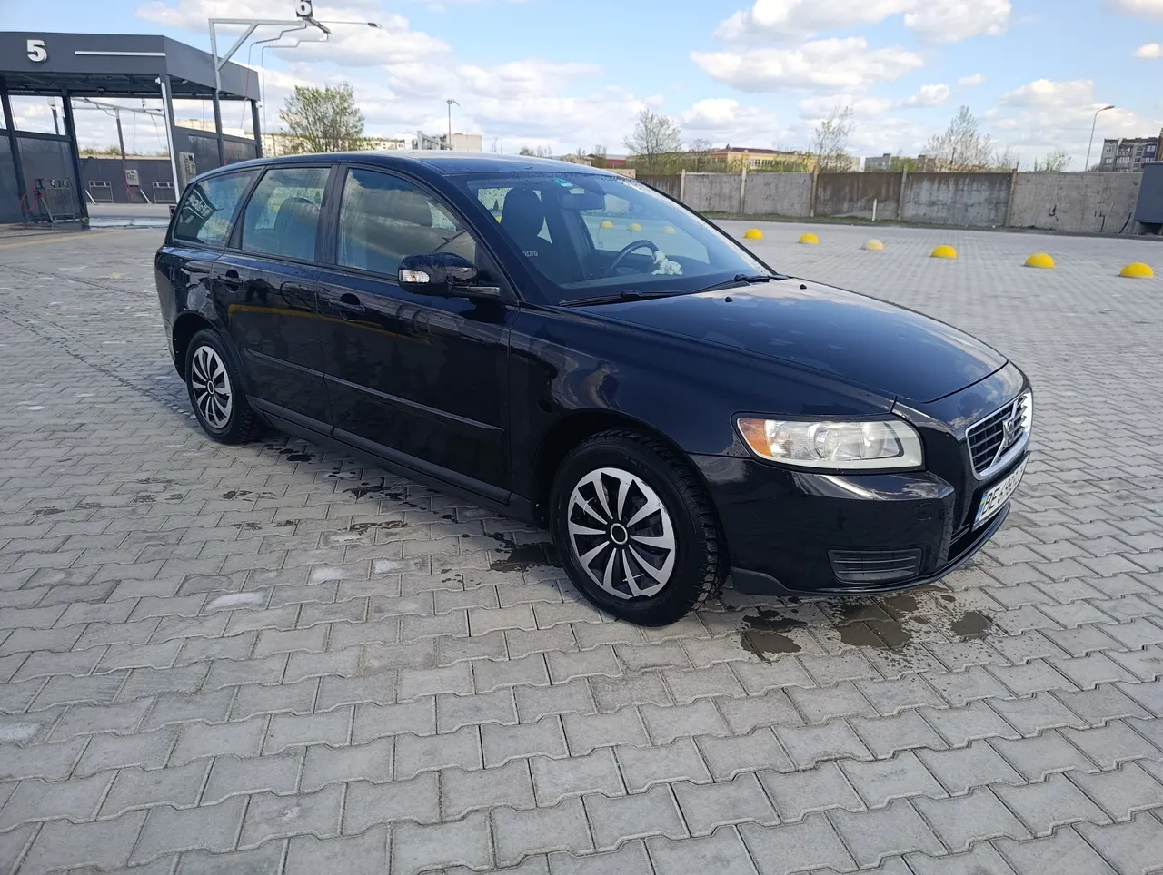 Volvo V50 - фото 2