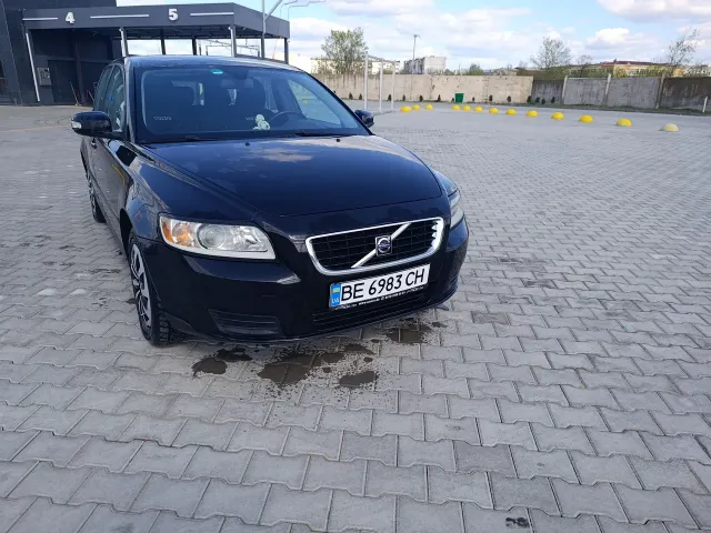 Volvo V50 - фото 5