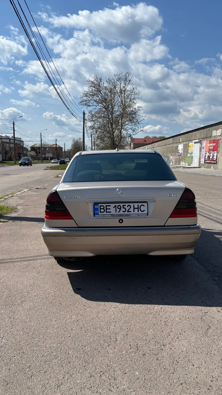 Mercedes-Benz C-Класс - фото 4