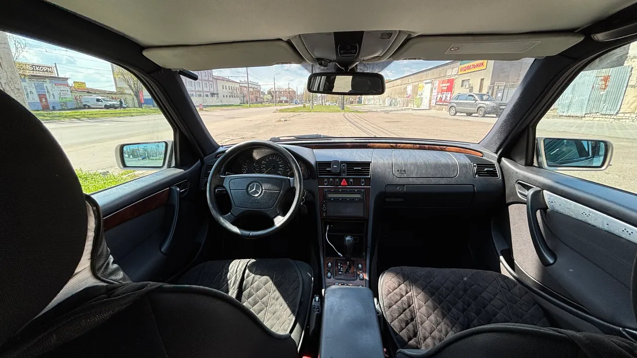 Mercedes-Benz C-Класс - фото 13