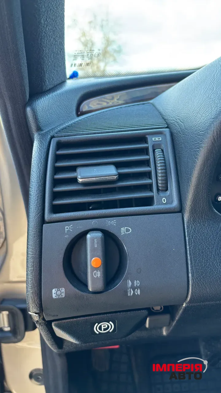 Mercedes-Benz C-Класс - фото 23