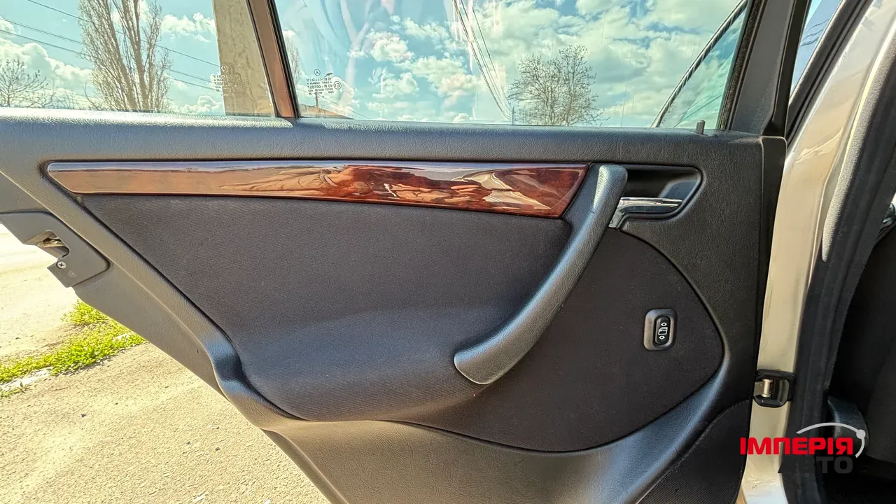 Mercedes-Benz C-Класс - фото 22