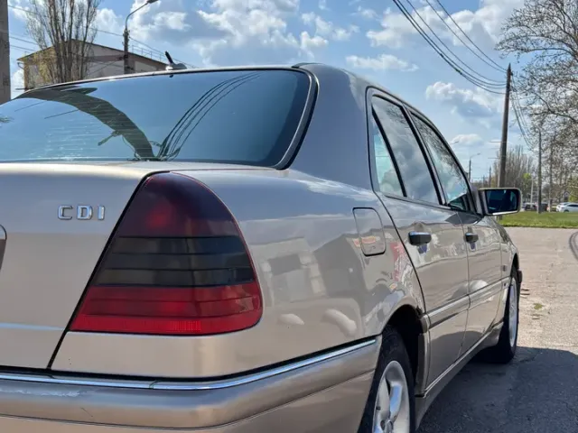 Mercedes-Benz C-Класс - фото 5