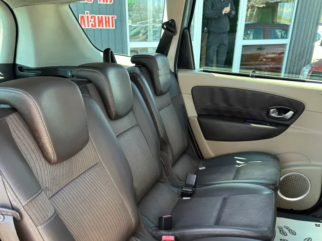 Renault Megane - фото 5