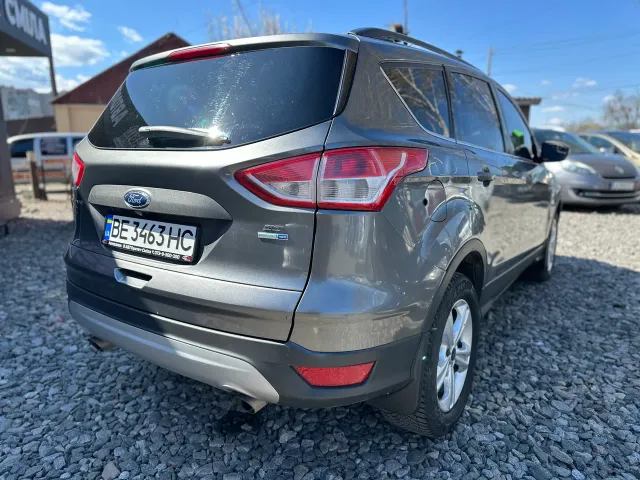 Ford Escape - фото 5