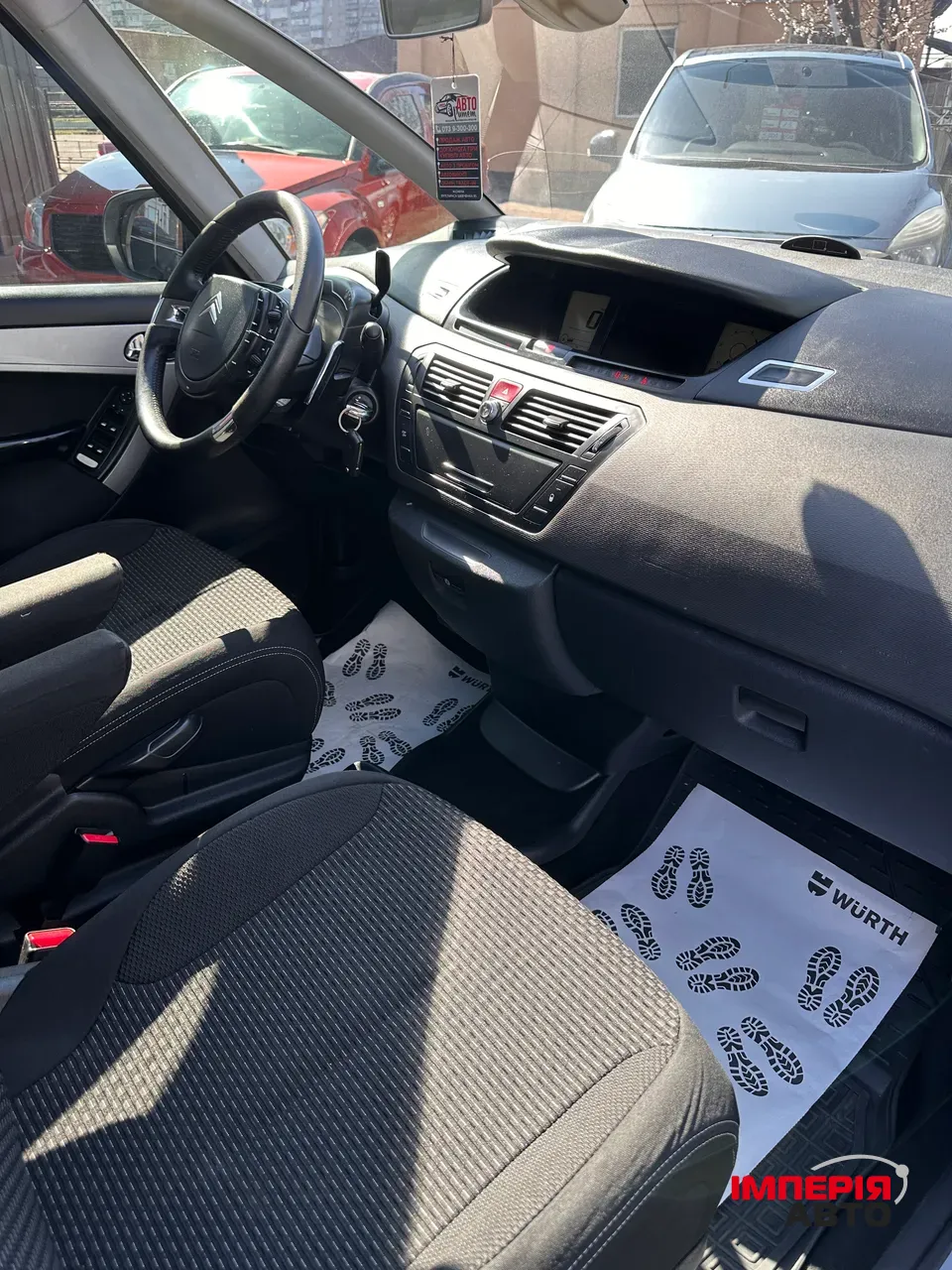 Citroen C4 Picasso - фото 15