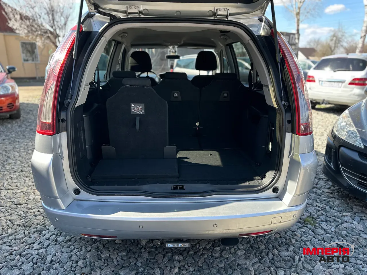 Citroen C4 Picasso - фото 8