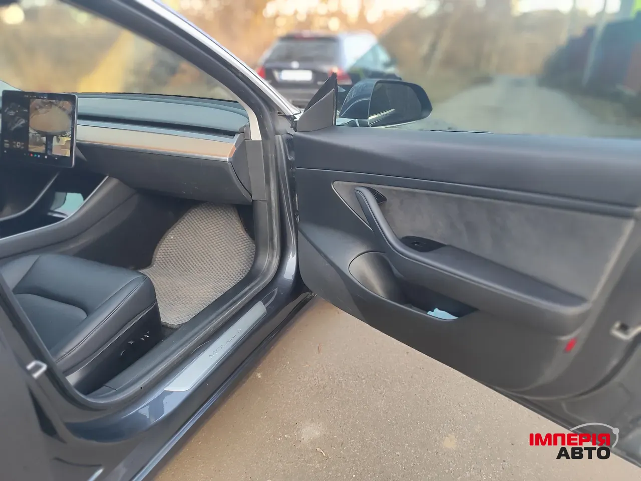 Tesla Model 3 - фото 15