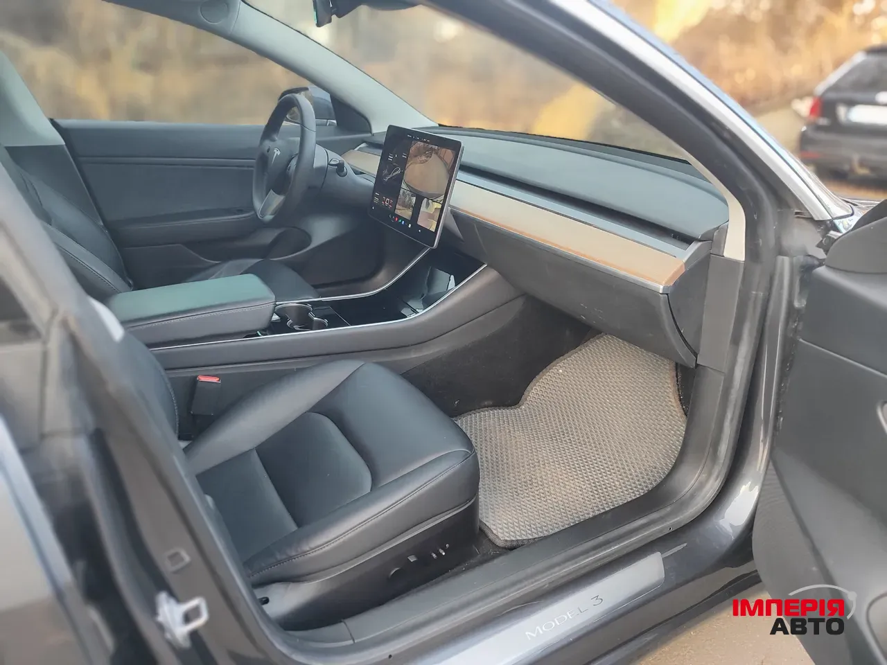 Tesla Model 3 - фото 14