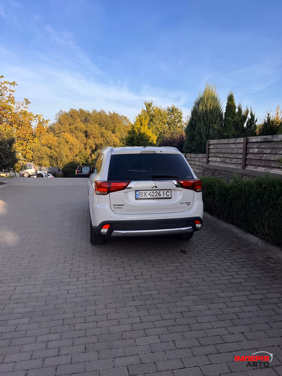 Mitsubishi Outlander - фото 15