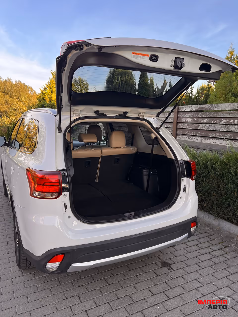 Mitsubishi Outlander - фото 23