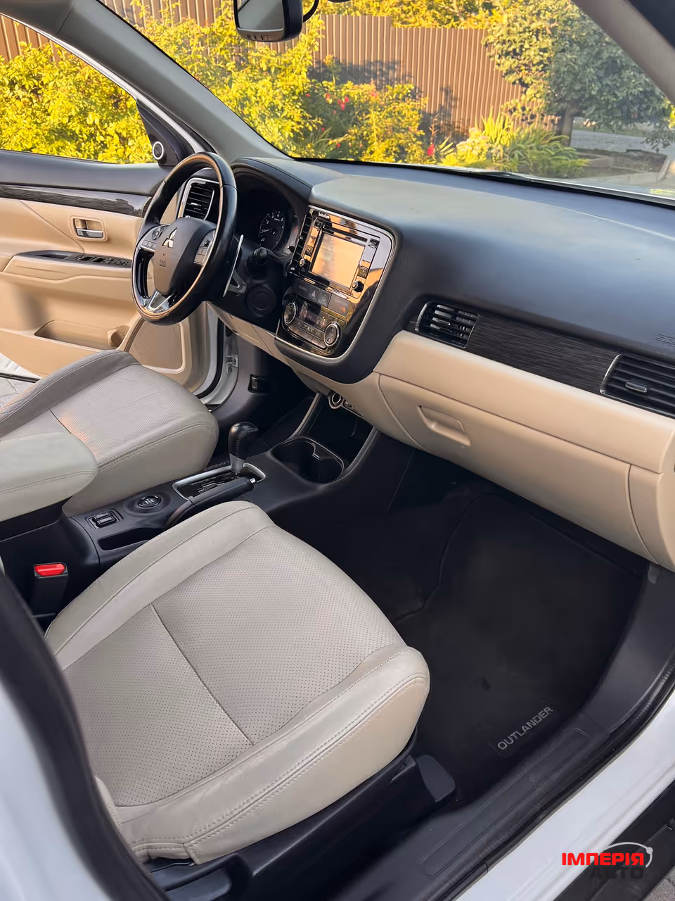 Mitsubishi Outlander - фото 35