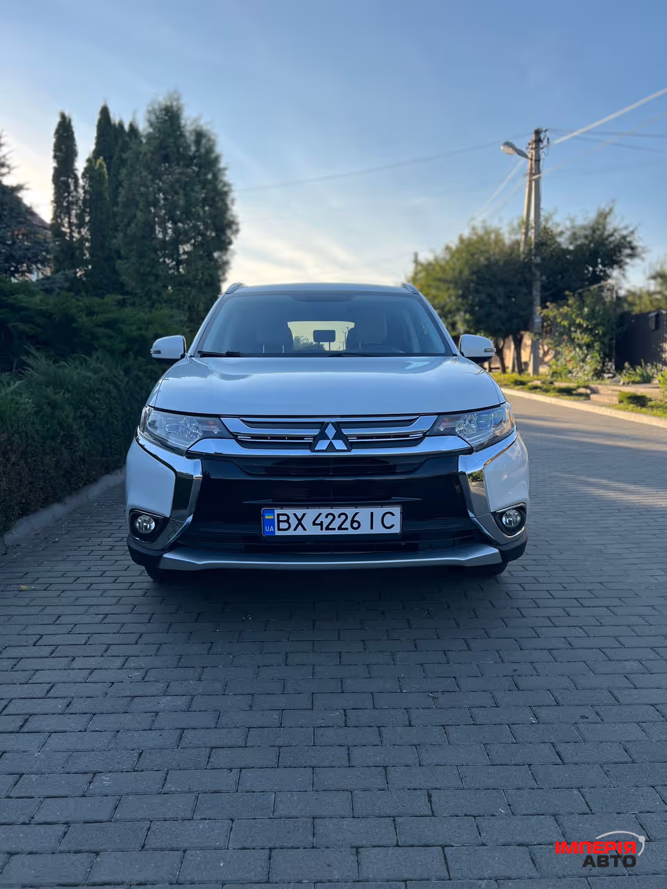 Mitsubishi Outlander - фото 5