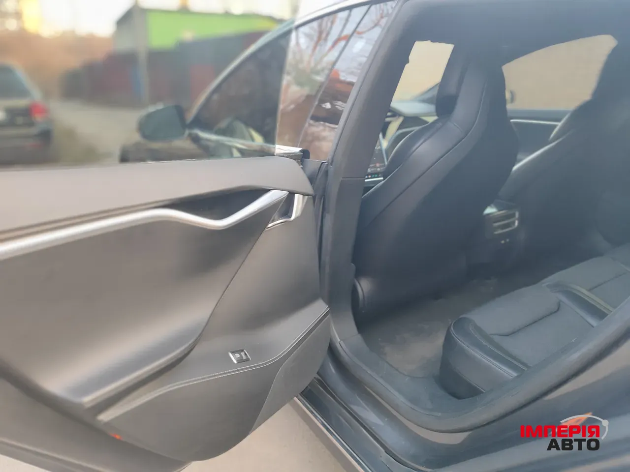 Tesla Model S - фото 14