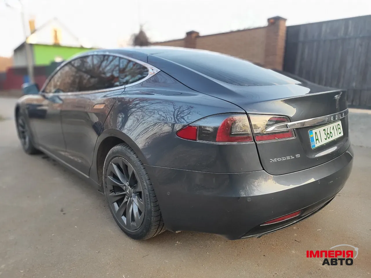 Tesla Model S - фото 6