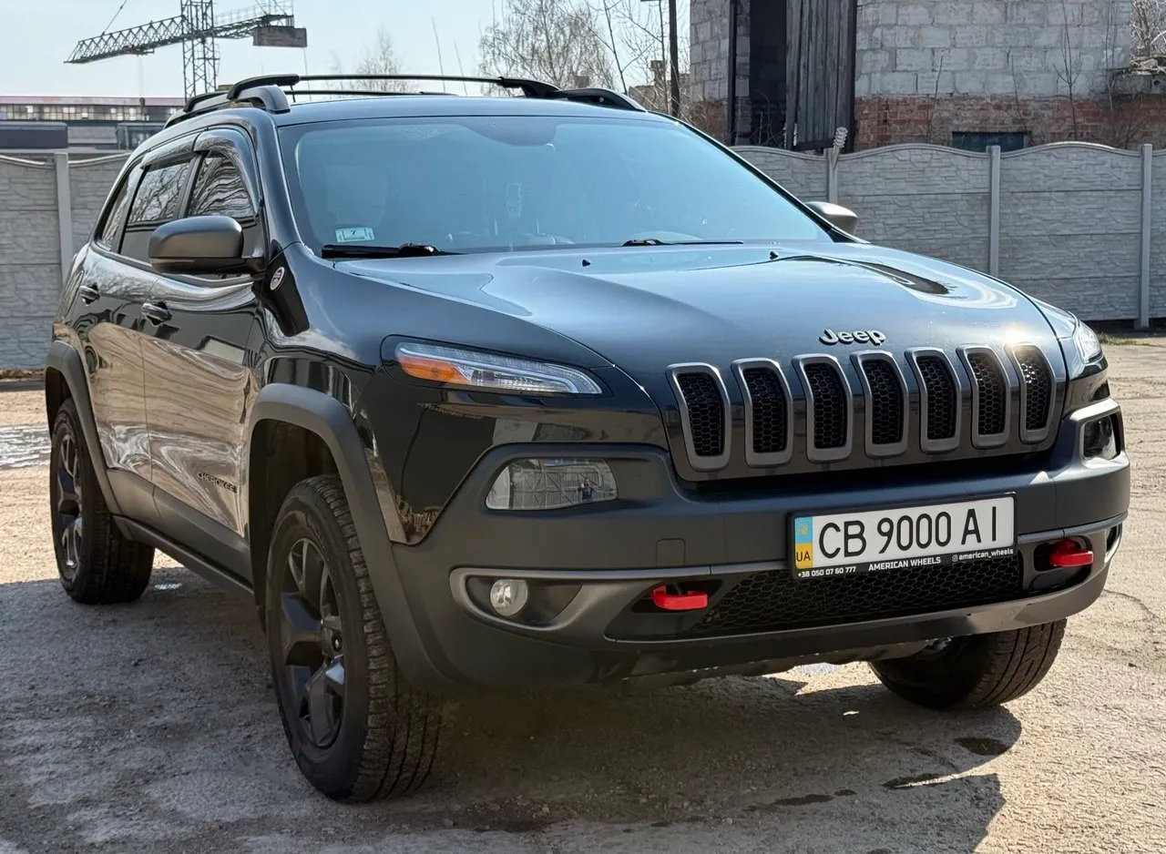 Jeep Cherokee - фото 2
