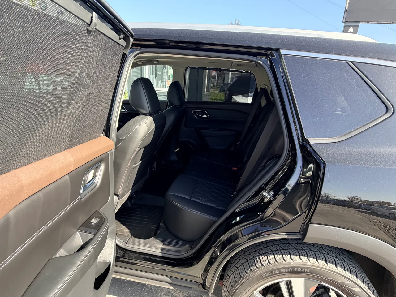 Nissan Rogue - фото 7