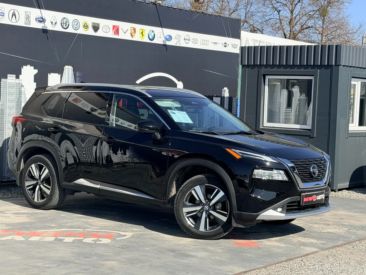 Nissan Rogue - фото 2