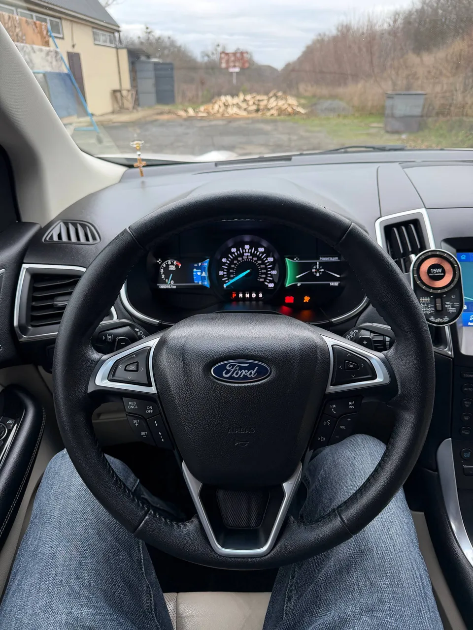 Ford Edge - фото 24