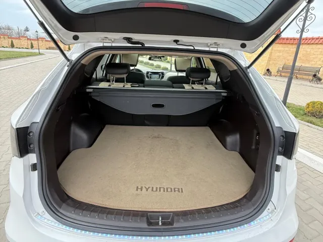 Hyundai Santa Fe - фото 5